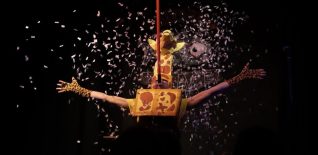 Interview: Clown, Actor & Giraffe Impersonator Keaton Guimarães-Tolley aka Francisco de Nata
